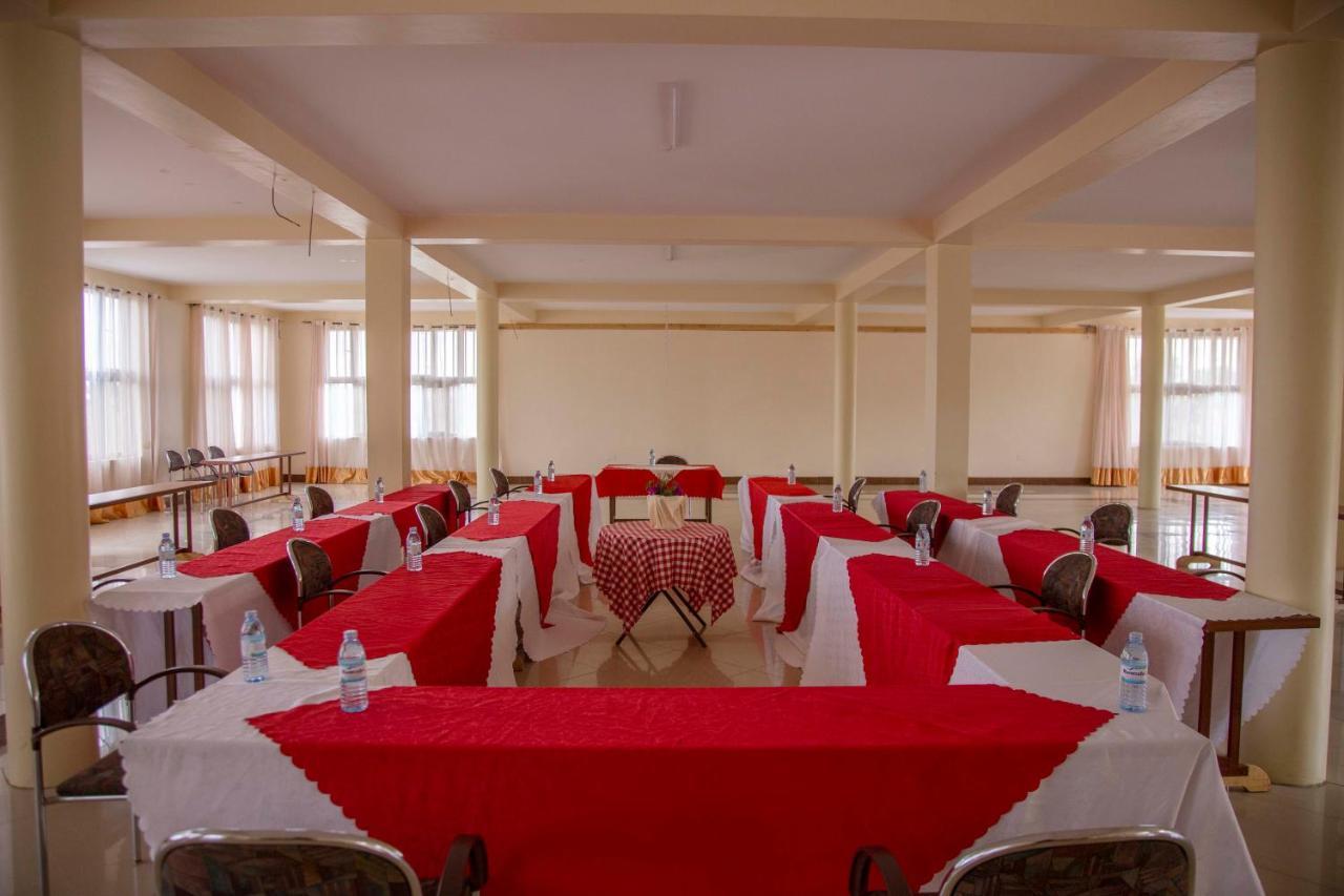 The Sparrow Hotels Soroti Экстерьер фото