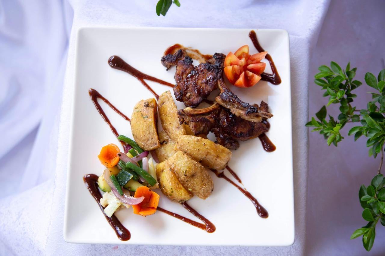 The Sparrow Hotels Soroti Экстерьер фото
